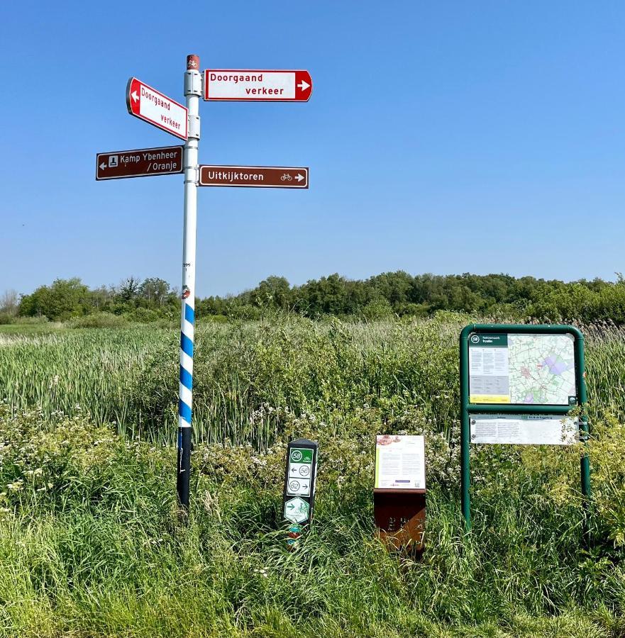 Villa Landzicht Natuur Rust En Ruimte à Oosterwolde  Extérieur photo